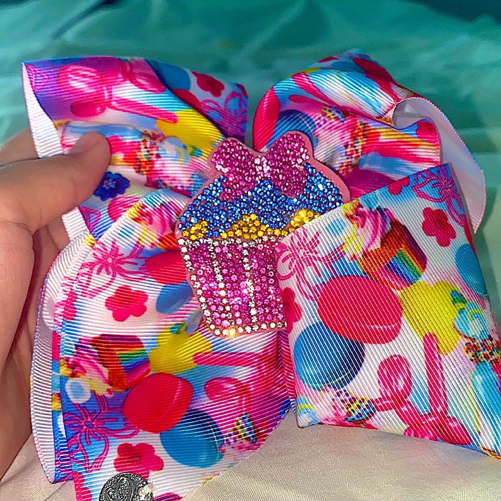 Jojo bow smaller bow